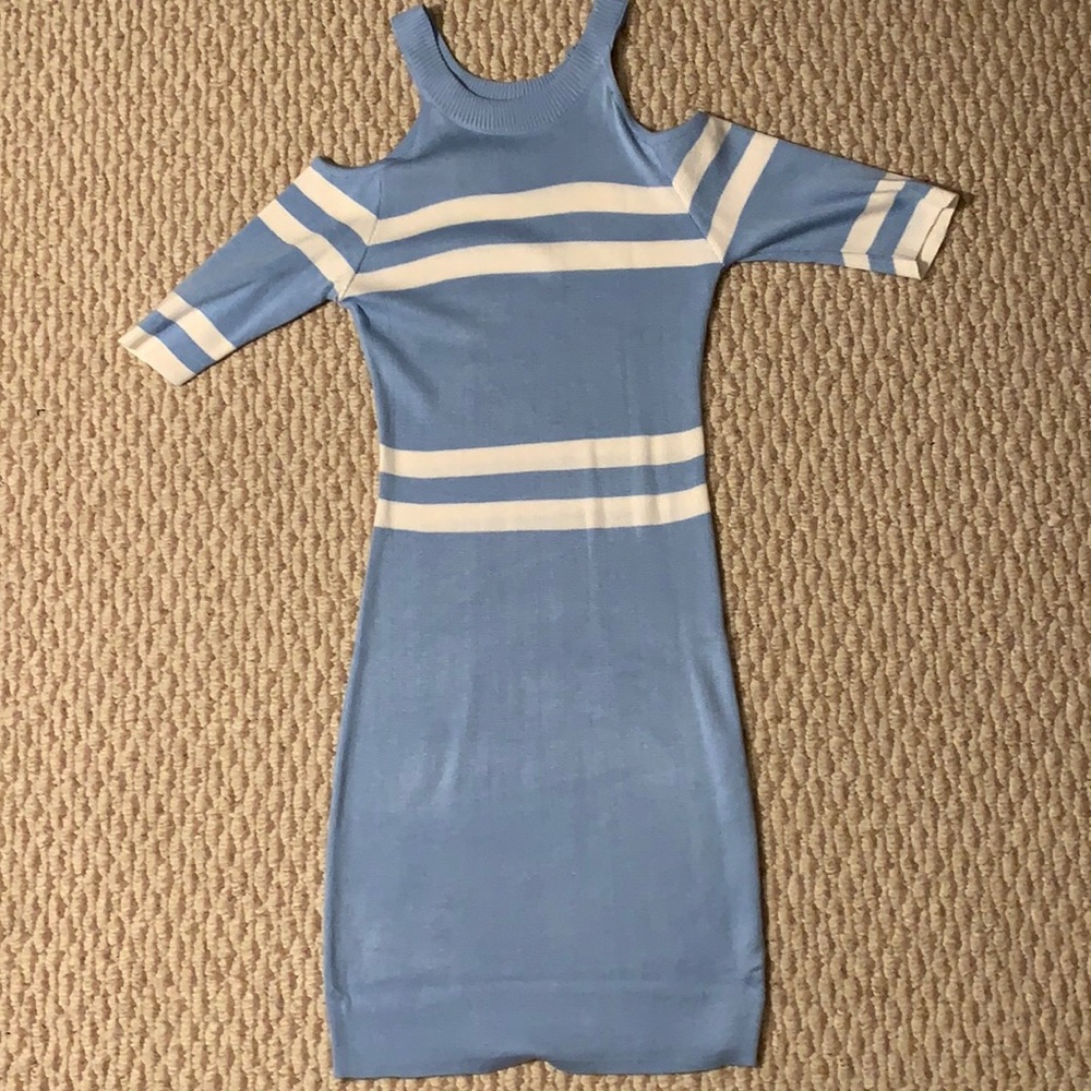Open shoulder striped minidress